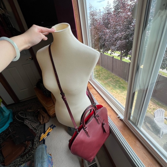 Coach 1941 Dakotah 22 Burgundy Bordeaux Glovetanned Leather Satchel - Picture 6 of 9